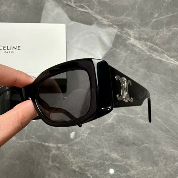 Celine Triomphe Black Sunglasses - Picture 3 of 6